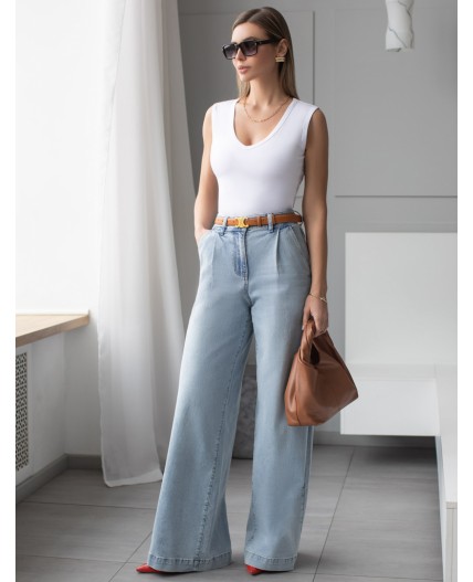 Топ женский белый