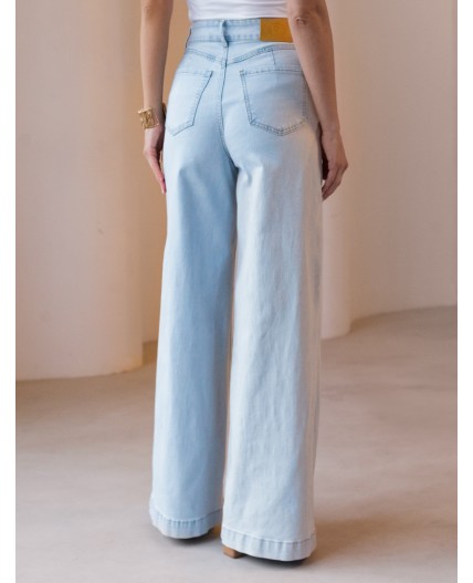 Джинсы женские светло-голубой