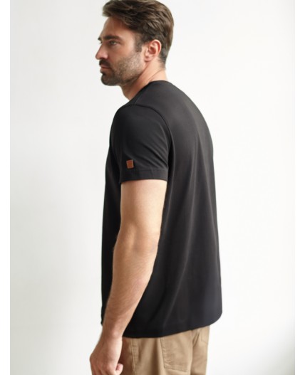 Футболка мужская черный_explore