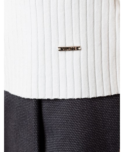 Джемпер женский натуральный белый