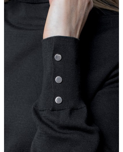 Свитер женский черный