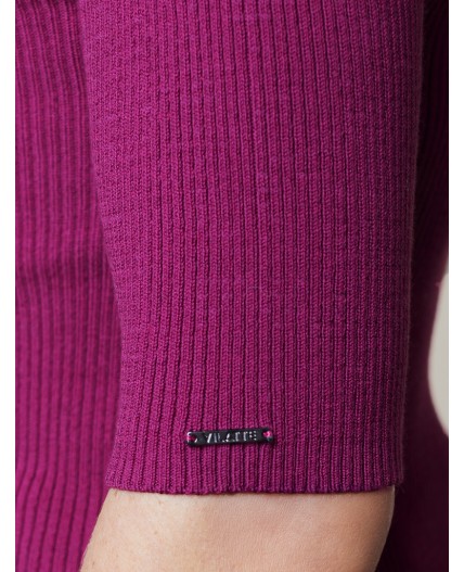 Свитер женский пурпурный