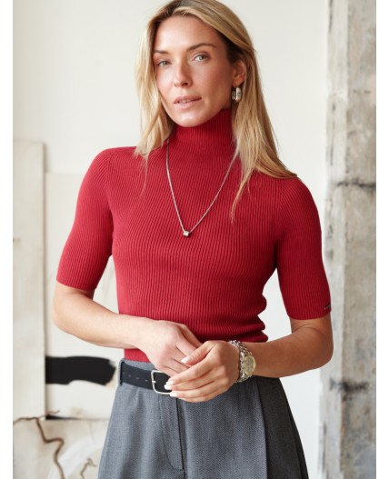 Свитер женский темно-красный