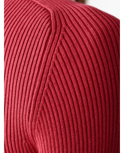 Свитер женский темно-красный