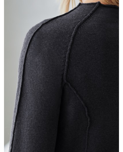 Джемпер женский черный