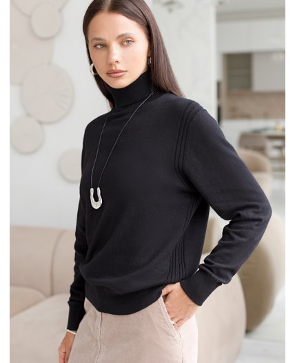 Свитер женский черный