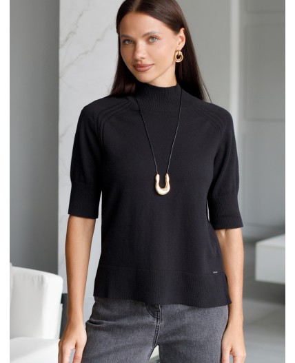 Свитер женский черный