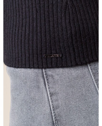 Джемпер женский черный