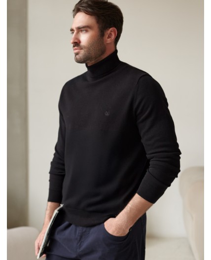 Свитер мужской черный