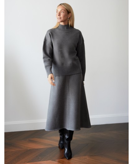 Свитер женский темно-серый меланж