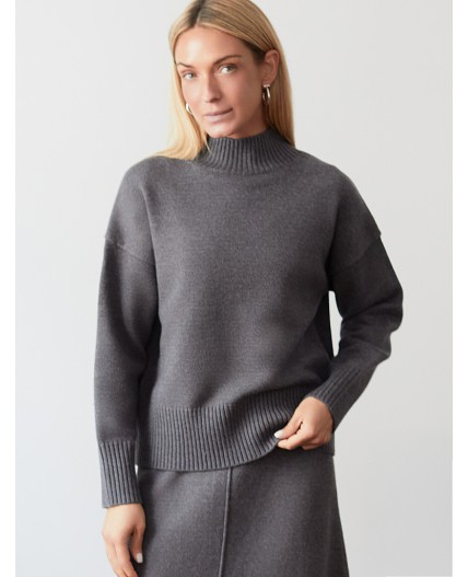 Свитер женский темно-серый меланж