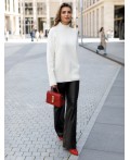 Свитер женский натуральный белый
