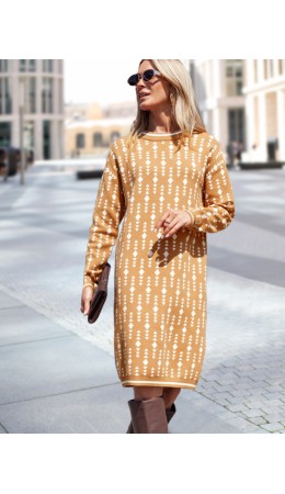 Платье вязаное женское бежевый-белый