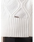 Свитер женский белый