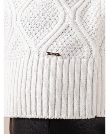 Свитер женский белый