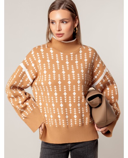 Свитер женский бежевый-белый