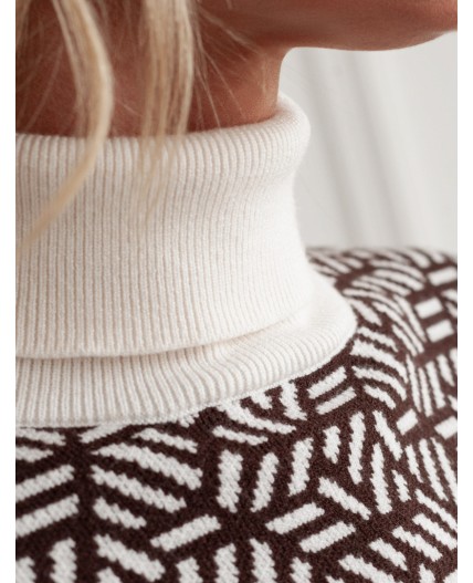 Свитер женский кофейный