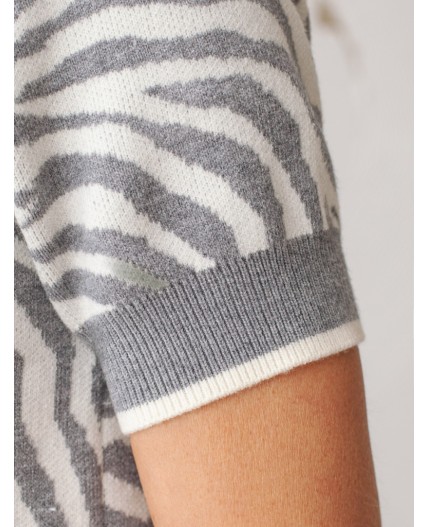 Джемпер женский серый