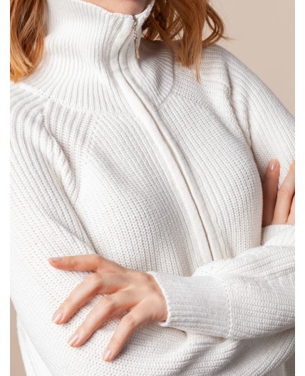 Джемпер женский белый