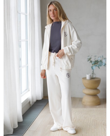 Джемпер женский молочный