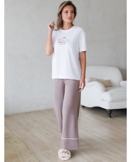 Футболка женская белый_dreams loading