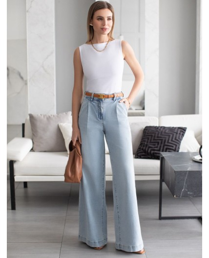 Топ женский белый