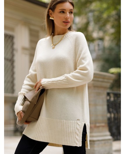 Джемпер женский светло-бежевый