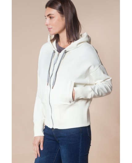 Джемпер женский молочный