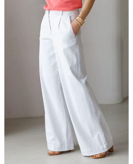 Джинсы женские белый