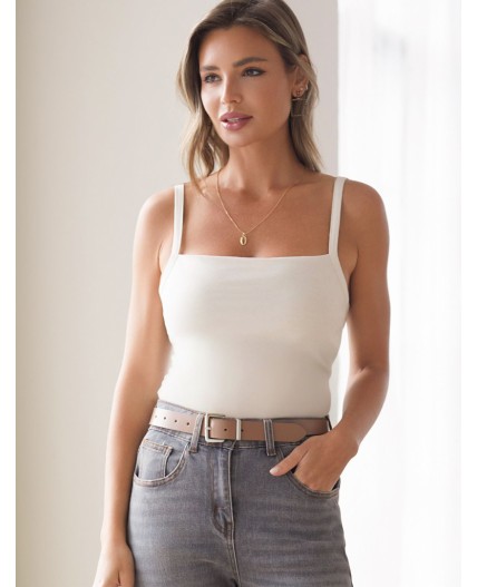 Топ женский молочный