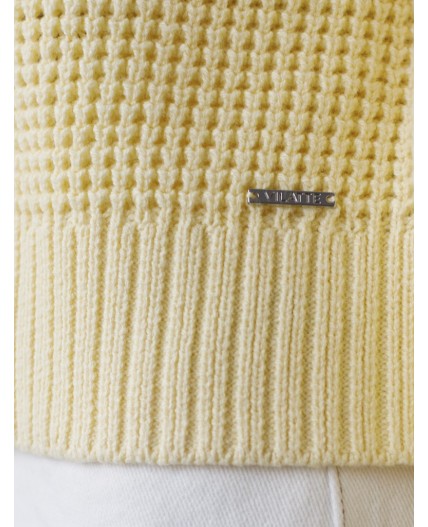 Джемпер женский светло-желтый