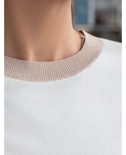 Джемпер женский белый