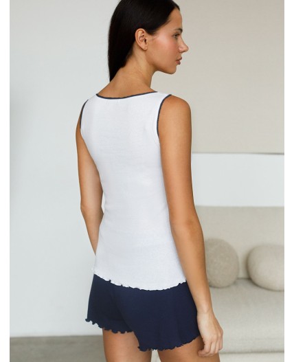 Топ женский белый