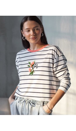 Джемпер женский белый-т.синий_цветок