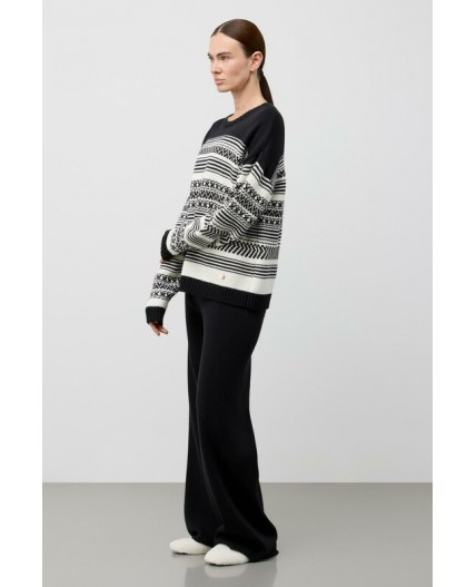 ЕВ 30242/ш/черный,сахар джемпер