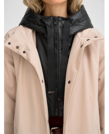 Плащ утепленный бежевый