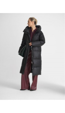 Пуховик женский черный