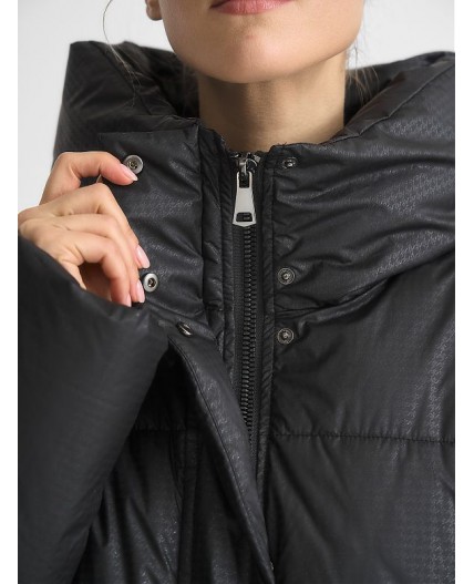 Пуховик женский черный