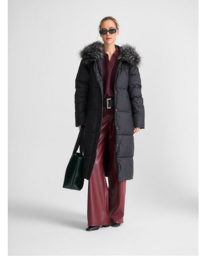 Пуховик женский черный